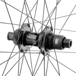 Rose R-Thirty Disc 27.5" / 650 B Road Wheelset SRAM XDR | 28 Spokes -Rimber Butik 88997B51B69A8A0D2AC503114B5FFB70