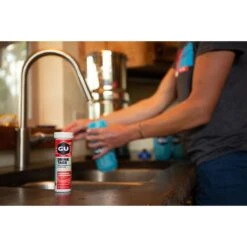 Gu Hydration Drink Tabs -Rimber Butik B455D69787117F33B8A072F7D87D2998