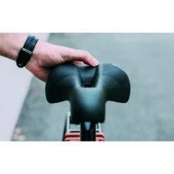 Selle Royal Float Athletic Unisex Saddle MY23 -Rimber Butik C75FB01813B95E5B305F3752F40B6AE1