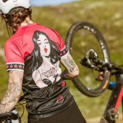 Protective P-SWEET JANE Jersey For Women -Rimber Butik D4C62D583D623FC682E959963A3DC77D