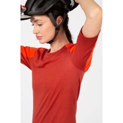 Endura GV500 JERSEY Women’s Short-Sleeved Gravel Jersey 9 Endura GV500 JERSEY Women’s Short-Sleeved Gravel Jersey -Rimber Butik E57E9492A442FE71048A179D54C15EB9
