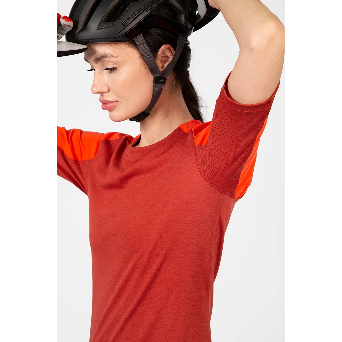 Endura GV500 JERSEY Women’s Short-Sleeved Gravel Jersey 5 Endura GV500 JERSEY Women’s Short-Sleeved Gravel Jersey - Billede 3