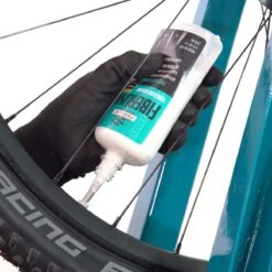 Finish Line FiberLink Tubeless Latex Tyre Sealant -Rimber Butik FD5D20CA10D6B80A80645591BF3D8E3B